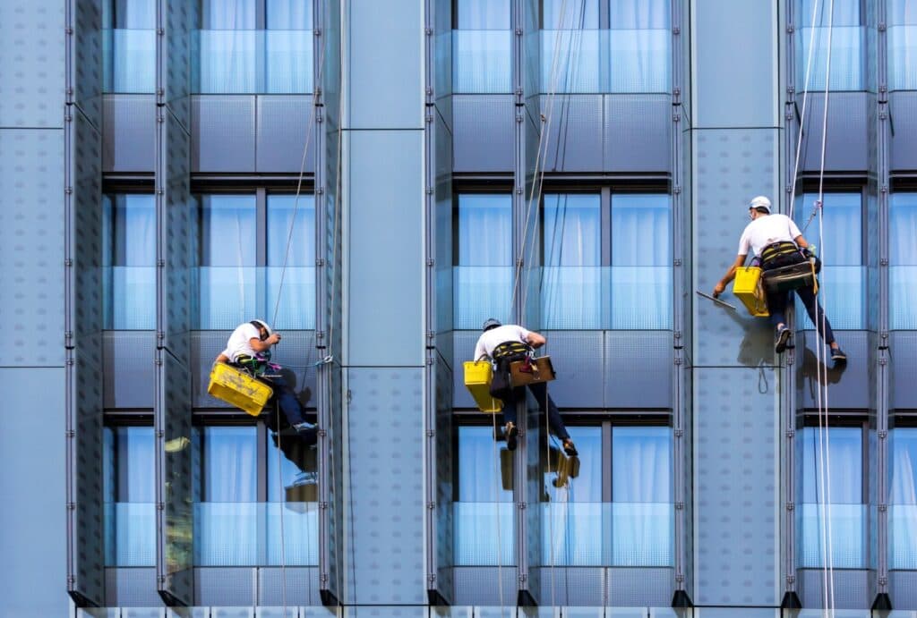 Professional commercial window cleaning services in NYC
